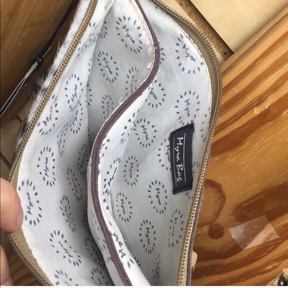 🥳HP- Myra staggering chevron crossbody hairon - Picture 8 of 8